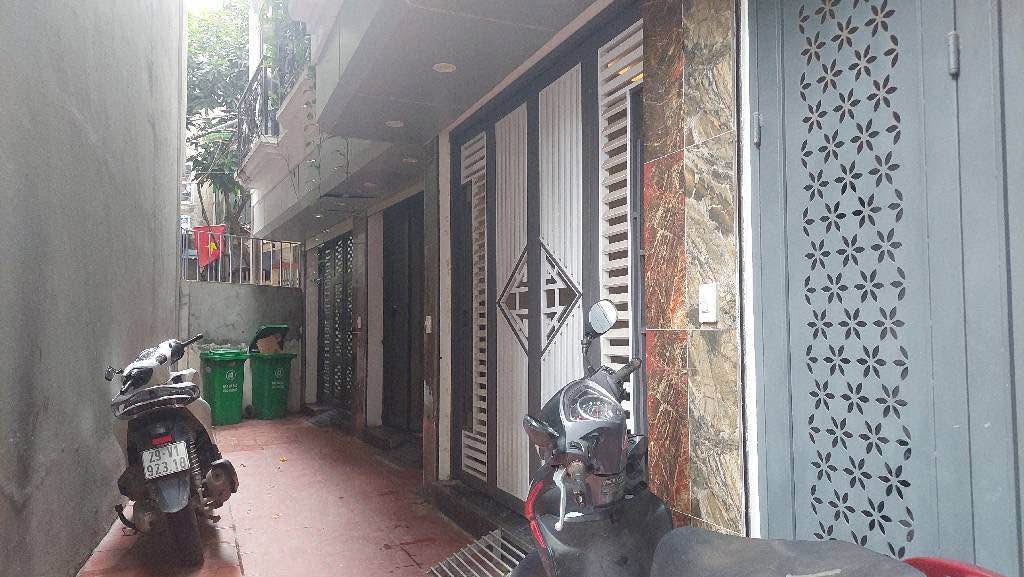 Nhà 5 tầng Đức Diễn 32m² giá 8 tỷ - Doanh thu 40 triệu/tháng!