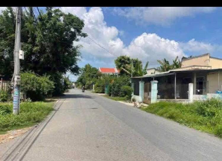 Biệt thự 3 mặt tiền Trần Chánh Chiếu 210m² giá 4.6 tỷ - Cơ hội đầu tư hiếm có!