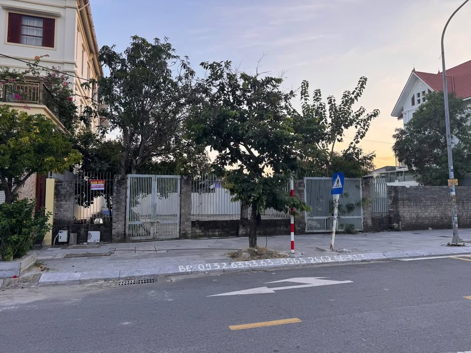 Đất Biệt Thự Hồng Hà Hạ Long 301m² - Mặt tiền 15m, Hướng Bắc, Giá Thỏa Thuận!