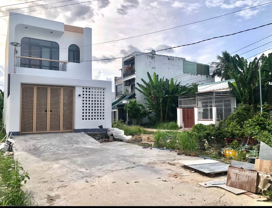 Đất Diên An 184.3m² giá 2.25 tỷ - Kinh doanh thuận lợi!