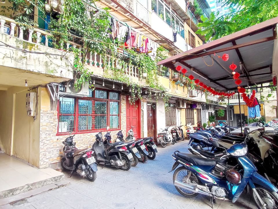 Căn hộ Tập thể T2 Láng Hạ 60m² giá 9 triệu - An ninh tốt, gần Đại sứ quán Mỹ!