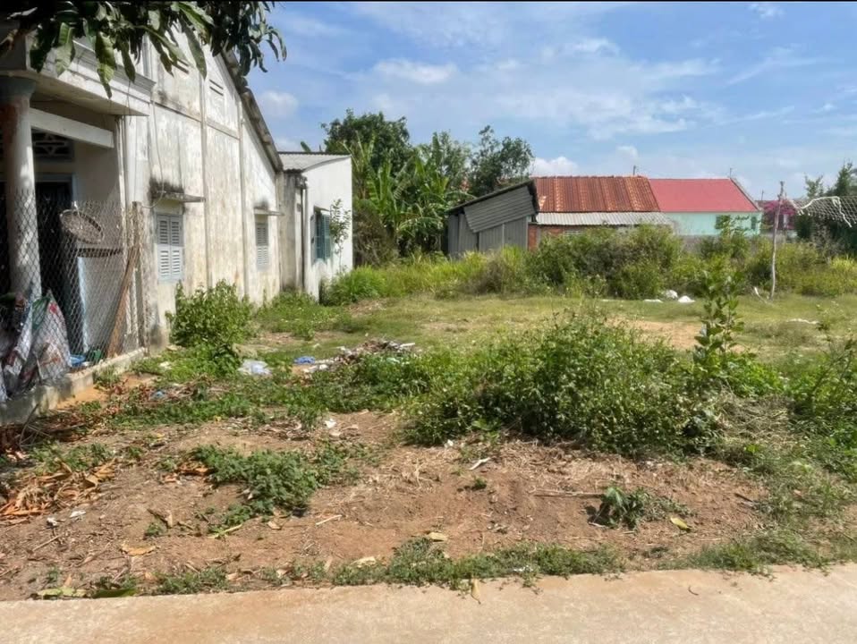 Đất thổ cư mặt tiền đường 3m, cách chợ Phường 9 chỉ 100m - Giá chỉ 650 triệu!