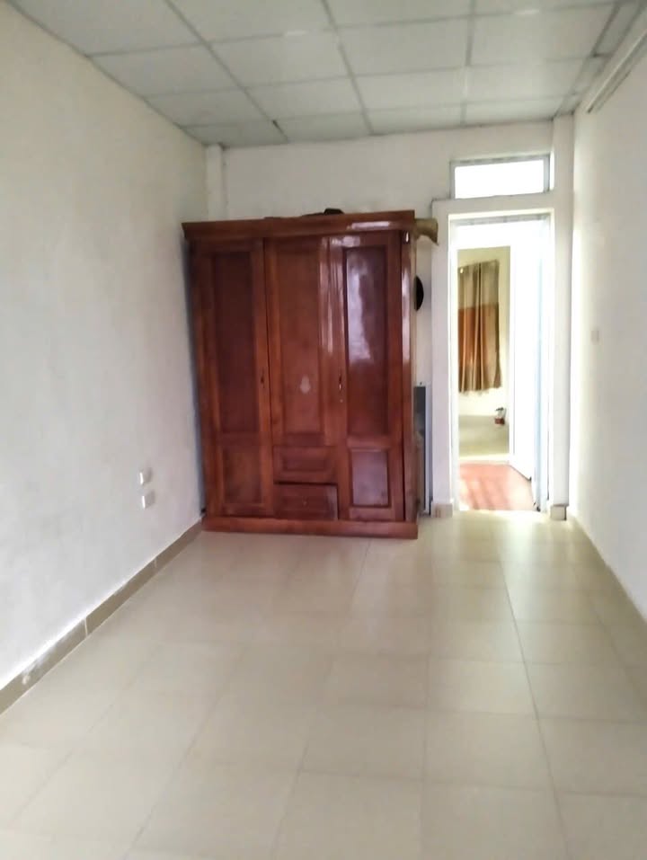 Cho thuê nhà Lĩnh Nam 30m² giá 7.5 triệu - Mặt ngõ kinh doanh sầm uất!