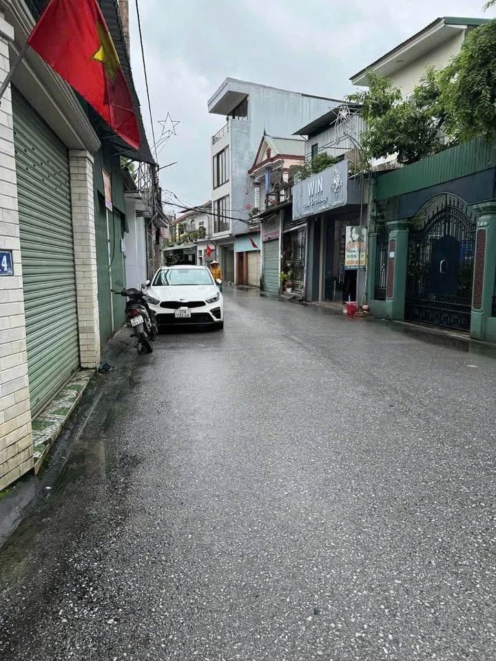 Nhà 2 Tầng Đường Chợ Cửa Bắc - 111,4m² giá 6,85 tỷ - Kinh doanh thuận lợi!