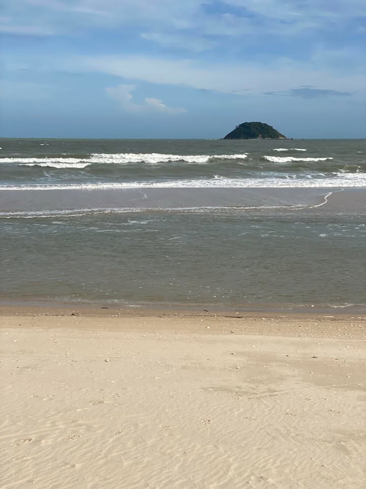 Đất nền Nguyễn Tri Phương, La Gi 140m² giá chỉ 1.6 tỷ - Cách biển 100m!