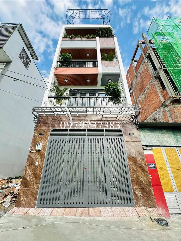 FrontHouse Thạnh Xuân 25, Quận 12, 85m² giá 7.8 tỷ - Nhà đẹp, tiện nghi đầy đủ!