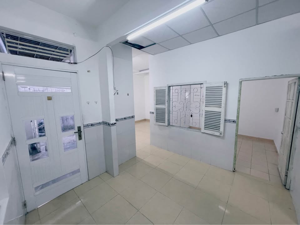 Nhà bán Phường Bắc Nha Trang 72m² giá chỉ 2.86 tỷ - Cách biển chỉ 2km!