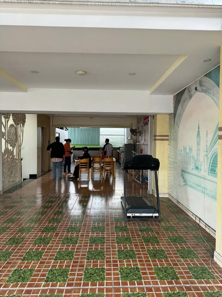 Nhà mặt tiền kinh doanh Nguyễn Xuân Khoát, Tân Phú 164m² giá 39.5 tỷ - Cơ hội đầu tư sinh lời!