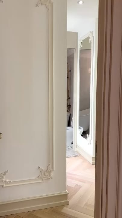 Căn hộ 2PN 98m² tại Tresor Quận 4 chỉ 25.5 triệu - Full nội thất cao cấp, view Bến Vân Đồn!