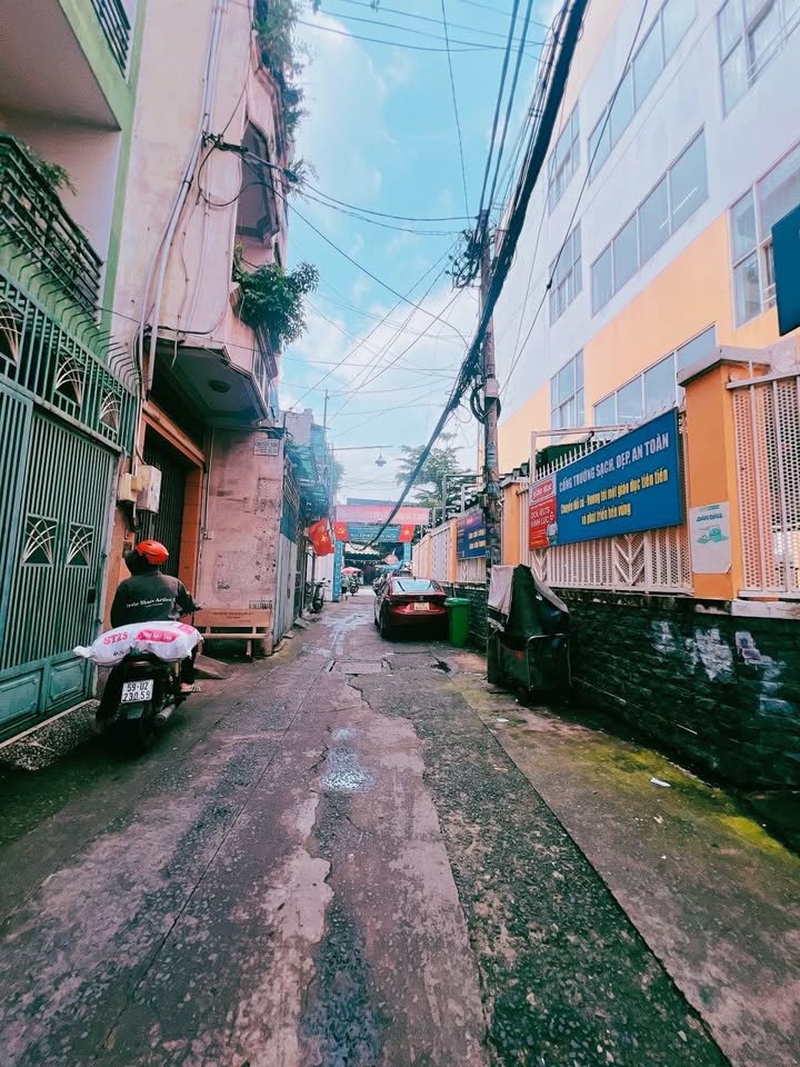 FrontHouse Cách Mạng Tháng 8 Quận 3 62.45m² giá 13 tỷ - Cơ hội đầu tư sinh lời!