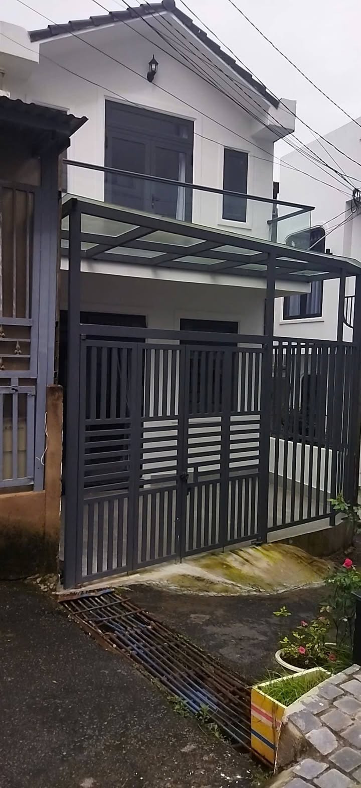 Nhà mới xây 95m² tại phường 9, Đà Lạt - Giá 6.6 tỷ - Sẵn sàng vào ở ngay!