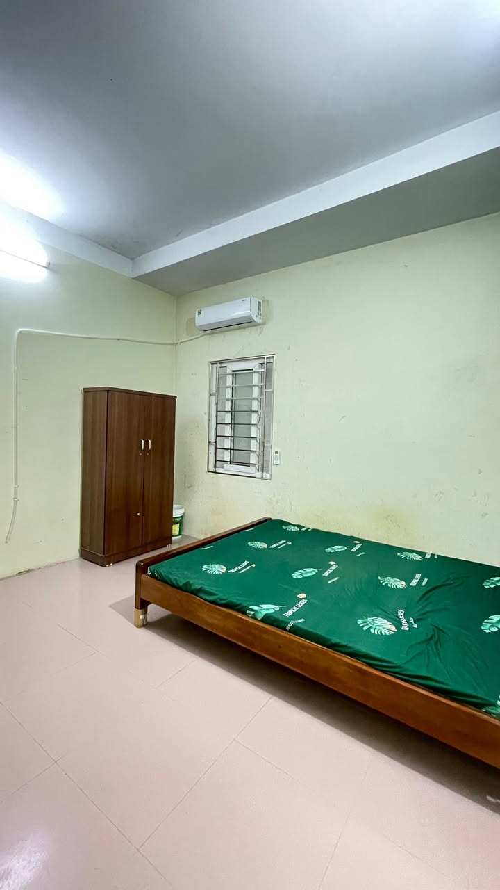 Phòng khép kín tại Chùa Láng, 20m² chỉ 2.8 triệu - Full đồ, không chung chủ!