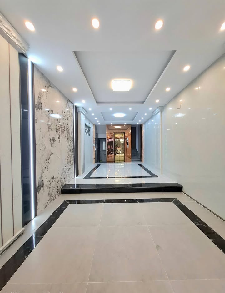 Bán Căn Nhà Mặt Ngõ 7 Tầng tại Phố Lê Lợi, Hải Phòng - Giá 7 tỷ với Tiềm Năng Kinh Doanh