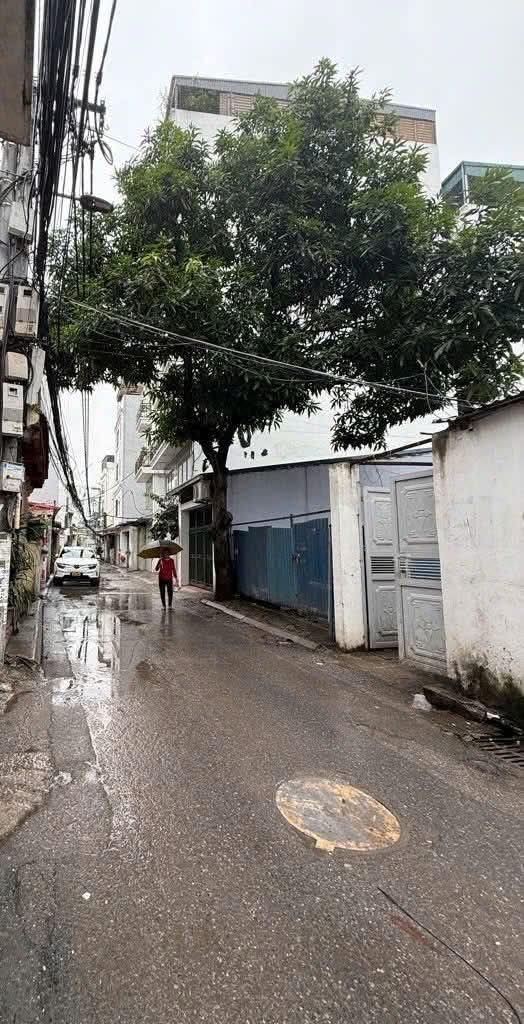 Đất nền Bồ Đề Long Biên 40m² giá 4 tỷ - Sổ đỏ chính chủ, ô tô vào tận nơi!