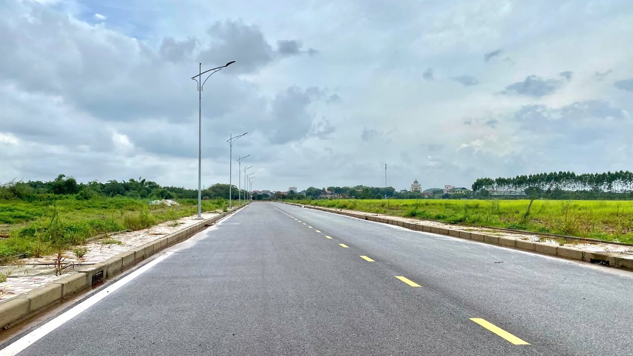 Đất công nghiệp KCN Đại Đồng - Hoàn Sơn 4000m² giá 1.92 tỷ - Đầy đủ pháp lý, sẵn sàng giao dịch!