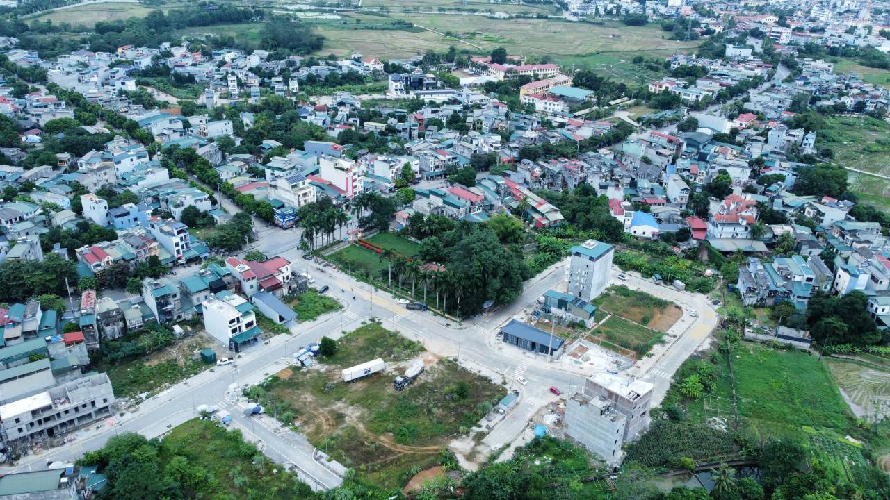 Đất nền phân lô Ỷ La, Tuyên Quang 100m² - Pháp lý rõ ràng, sẵn sổ đỏ!