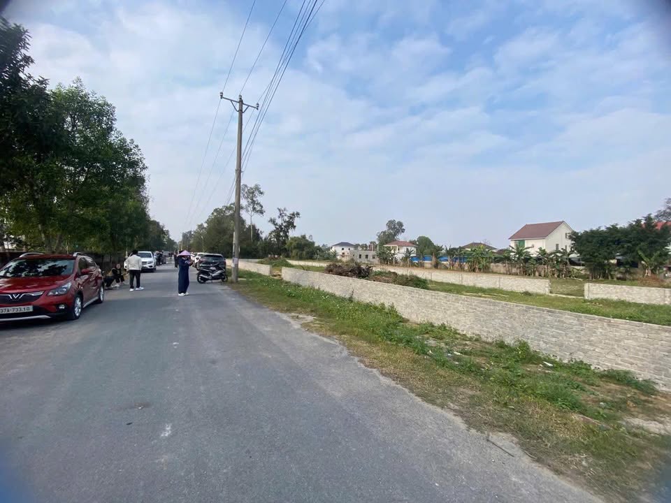 Đất nền Vinh Tân 76.5m² giá 900 triệu - Đường nhựa 10m thuận lợi!