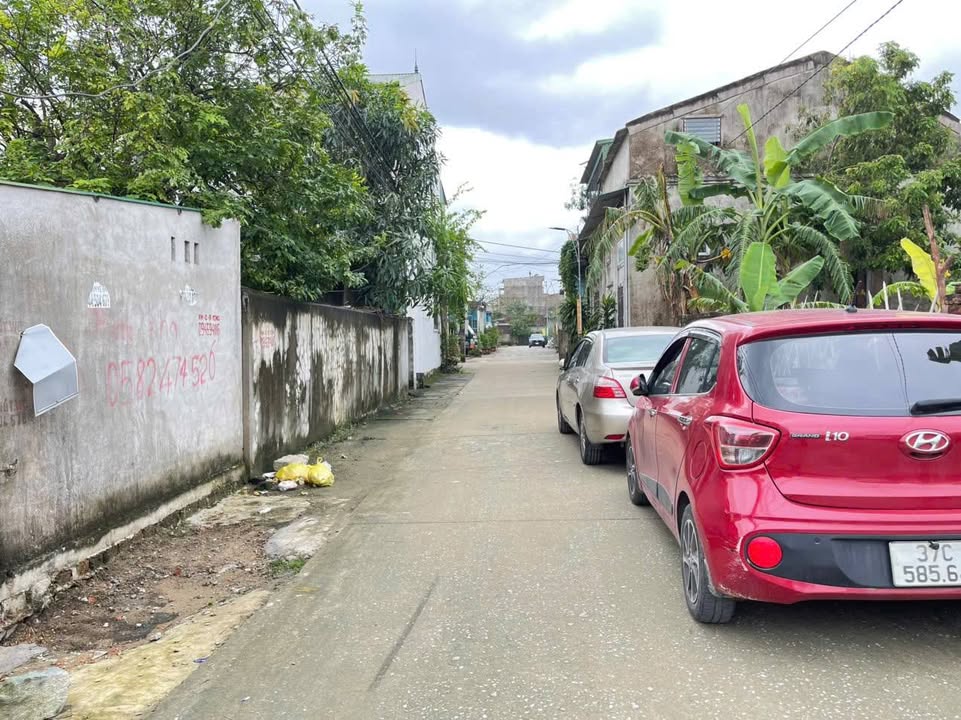 Đất tặng nhà C4 Nghi Kim 96m² giá chỉ 2 tỷ - Cơ hội đầu tư hấp dẫn!