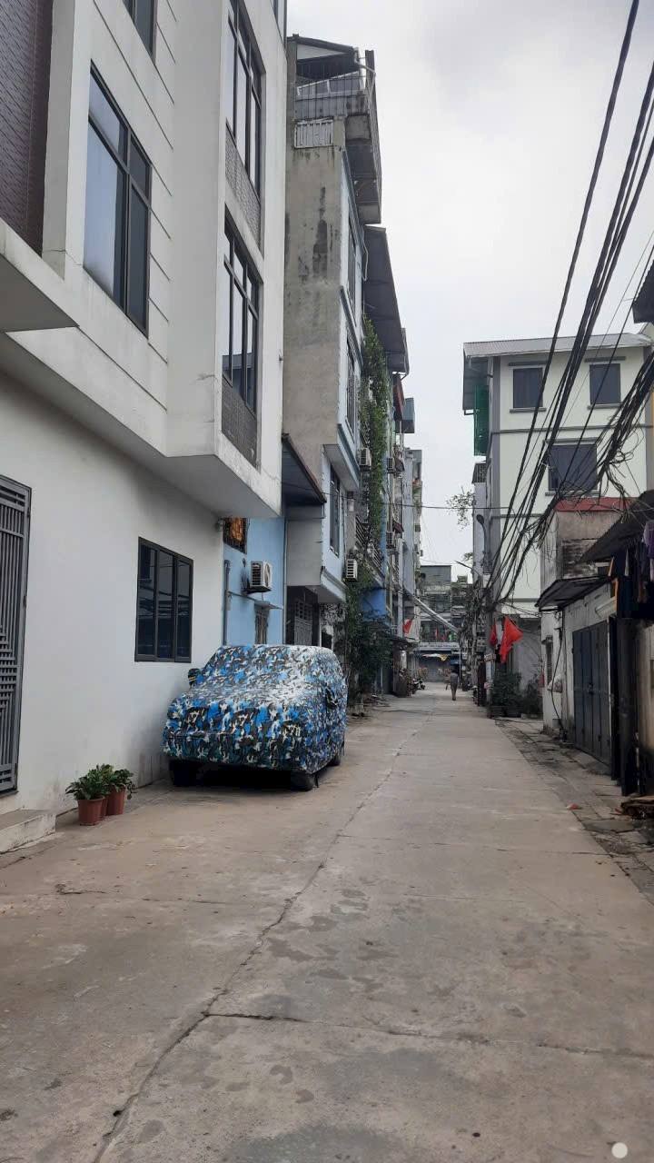 Nhà phân lô Trường Quản lý Thanh Trì 57m² giá 6 tỷ - 2 mặt thoáng, ô tô đỗ cửa!