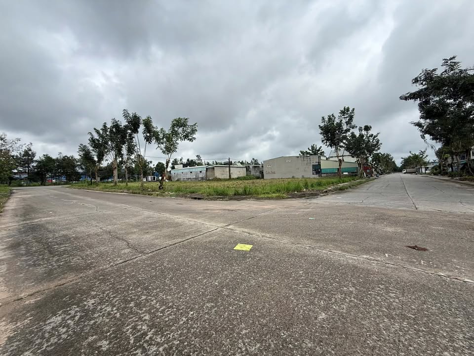 Đất nền Bàu Bàng 150m² giá 1.8 tỷ - Sổ hồng chính chủ, xây dựng tự do!