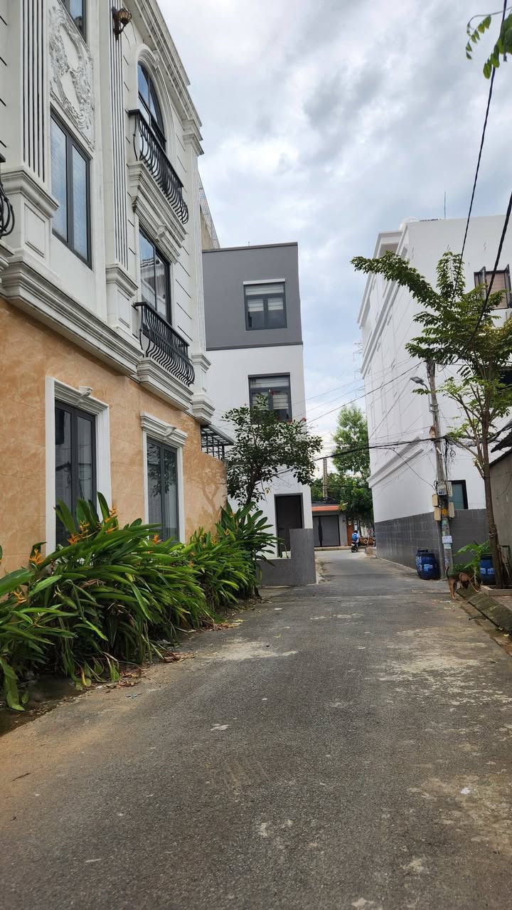 Đất hẻm xe hơi Lê Văn Chí, Linh Trung, Thủ Đức 104m² - Cơ hội đầu tư tuyệt vời!