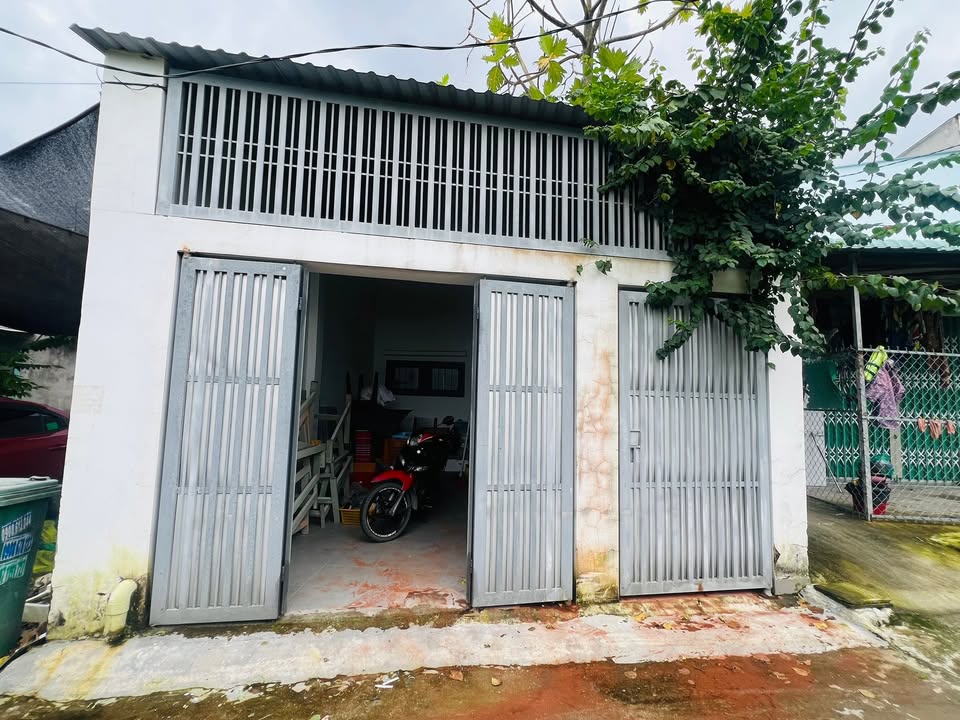 Nhà mặt tiền tại Mỹ Hạnh Bắc, Đức Hòa, Long An 105m² giá 1.85 tỷ - Sổ hồng riêng, ô tô vào tận sân!