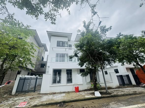 Nhà vườn Handico Vinh Tân 173m² giá 9.5 tỷ - Hướng Tây tứ mệnh, mặt tiền 8m