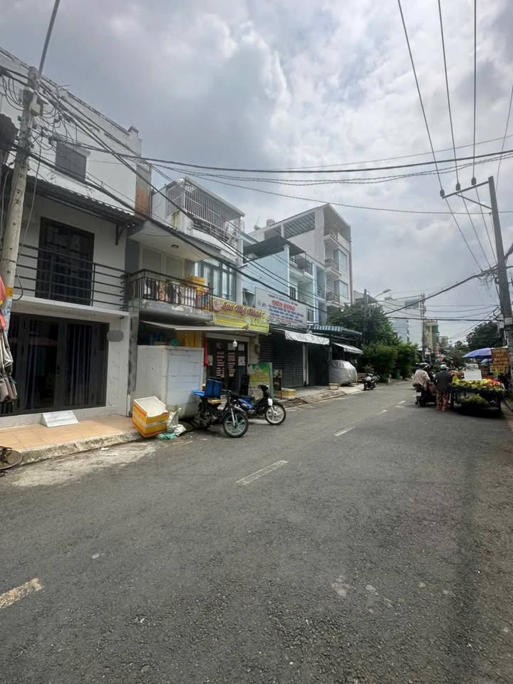 Nhà mặt tiền kinh doanh Đường Nguyễn Quang Diệu 12m² giá 2.3 tỷ - Đầu tư sinh lời ngay!