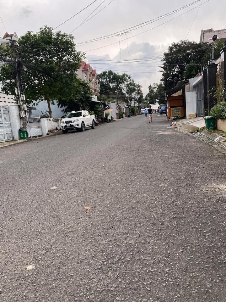 Nhà mặt tiền kinh doanh khu phố 3, phường Long Bình 79m² giá 4.3 tỷ - Đầu tư sinh lời ngay!