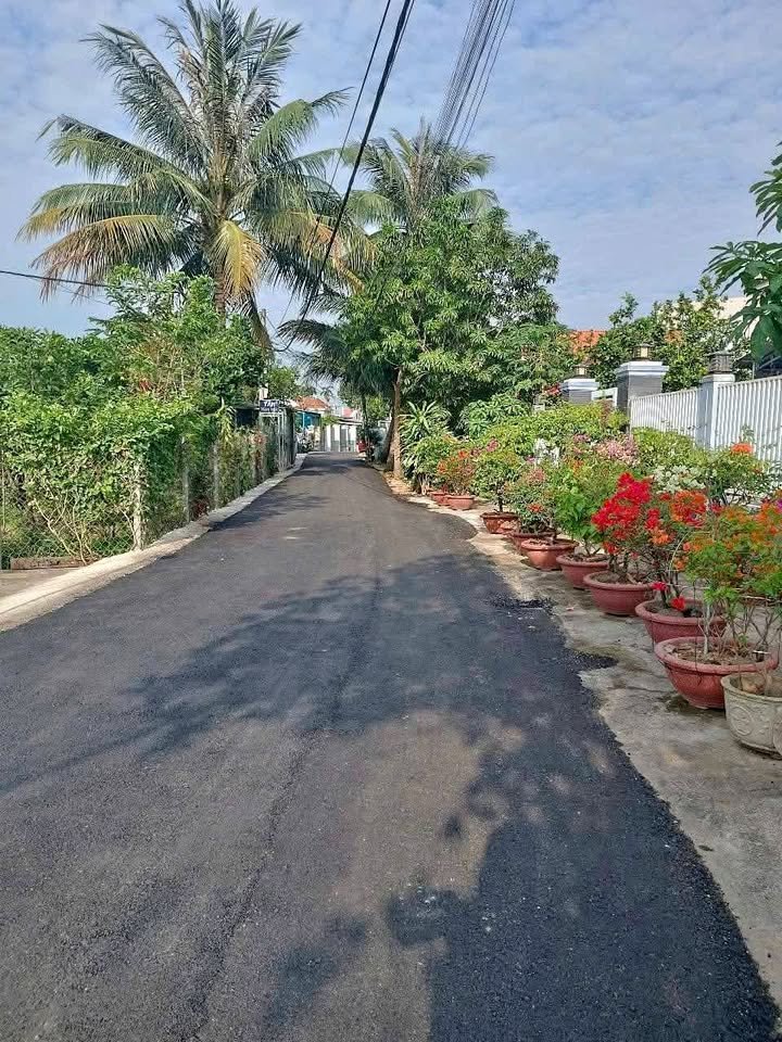 Nhà mặt tiền đường Đông Dinh, Diên Toàn, Diên Khánh 134m² giá 2.14 tỷ - Đầu tư sinh lời ngay!