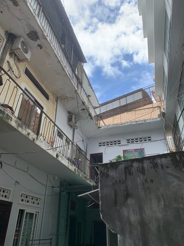 Chung cư cũ Tô Vĩnh Diện Nha Trang 22m² giá 490 triệu - Căn góc thoáng mát!