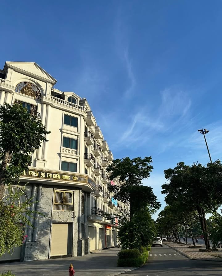 Nhà phố Kiến Hưng 73m² giá 19 tỷ - Vị trí đắc địa kinh doanh