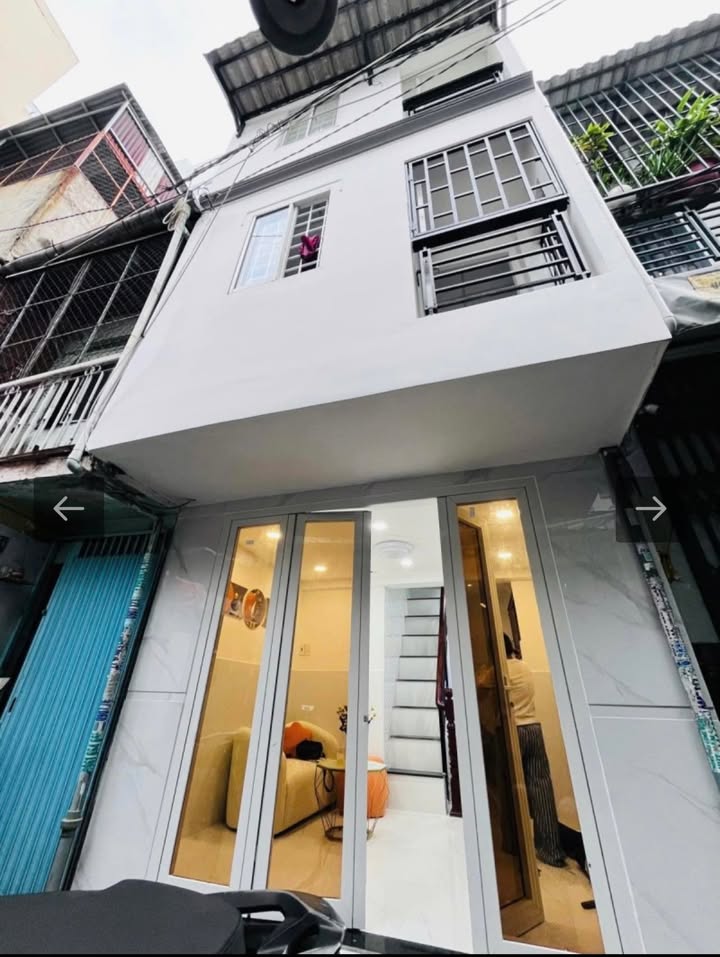 Nhà 3 tầng đường Âu Dương Lân, quận 8 - Giá chỉ 2.69 tỷ - Hàng hiếm khu VIP!