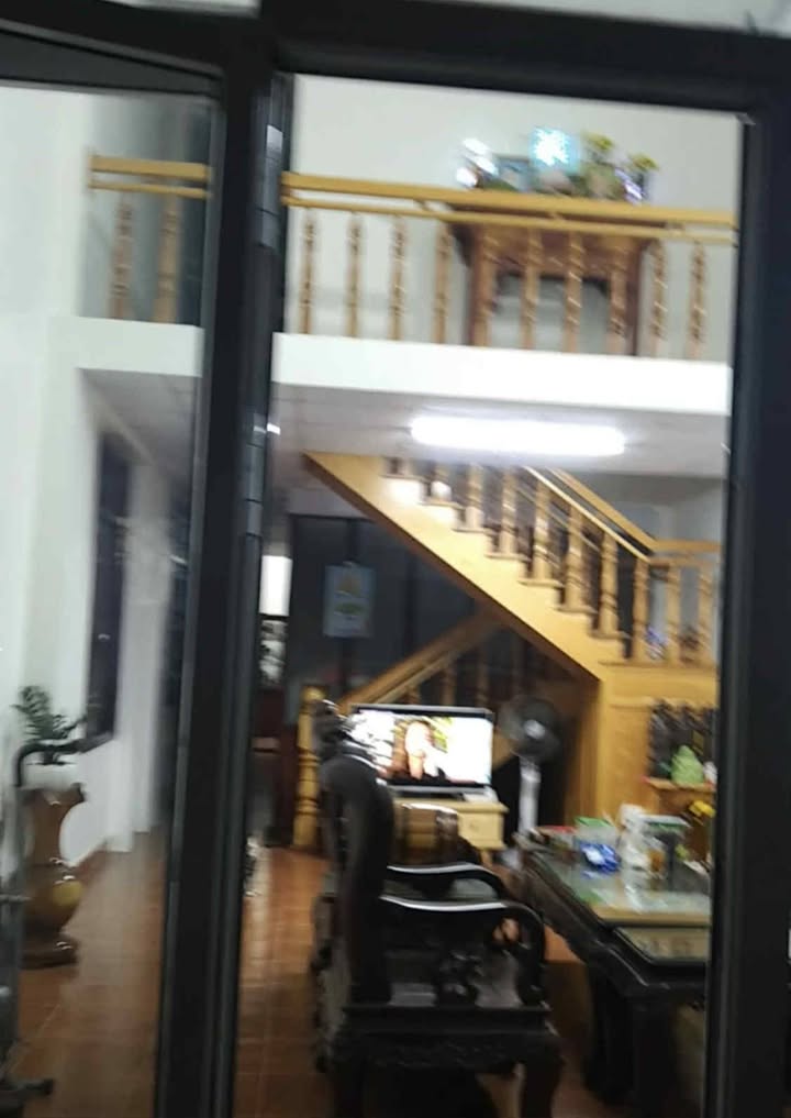 Bán gấp nhà mặt tiền Trần Nhân Tông, Đức Trọng, 150m² giá 5.8 tỷ - Tiềm năng kinh doanh cao