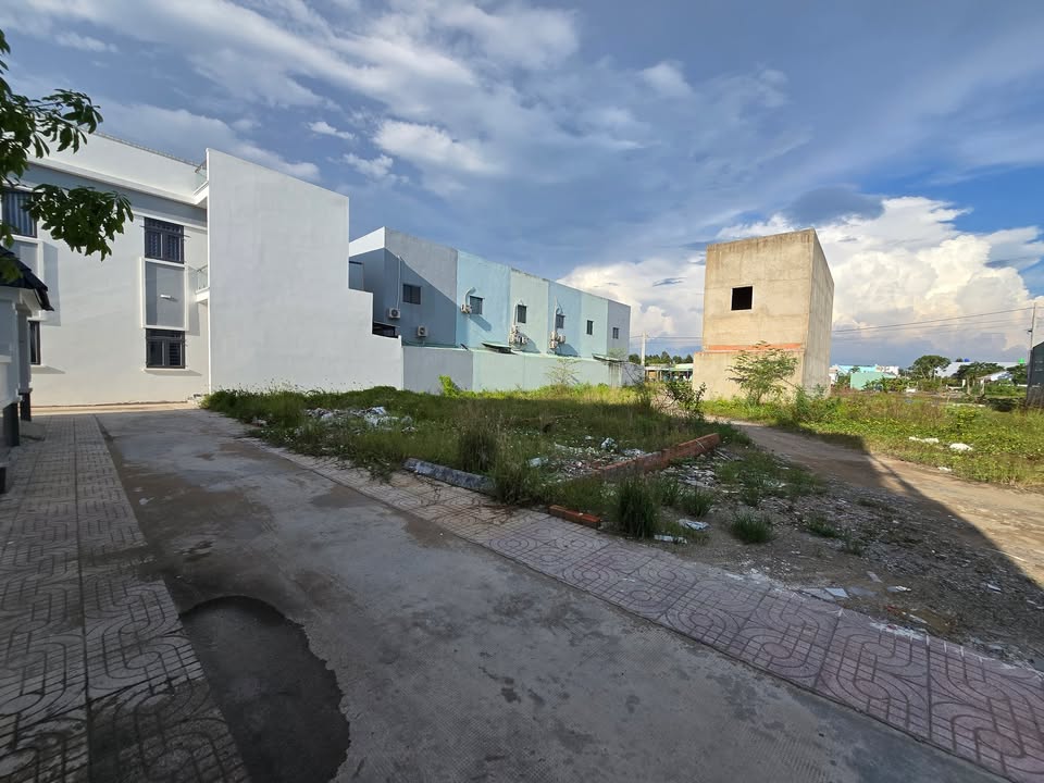 Đất nền Long Khê - Cần Đước - Long An 104.3m² giá 1.59 tỷ - Sổ đỏ chính chủ, thương lượng tốt!