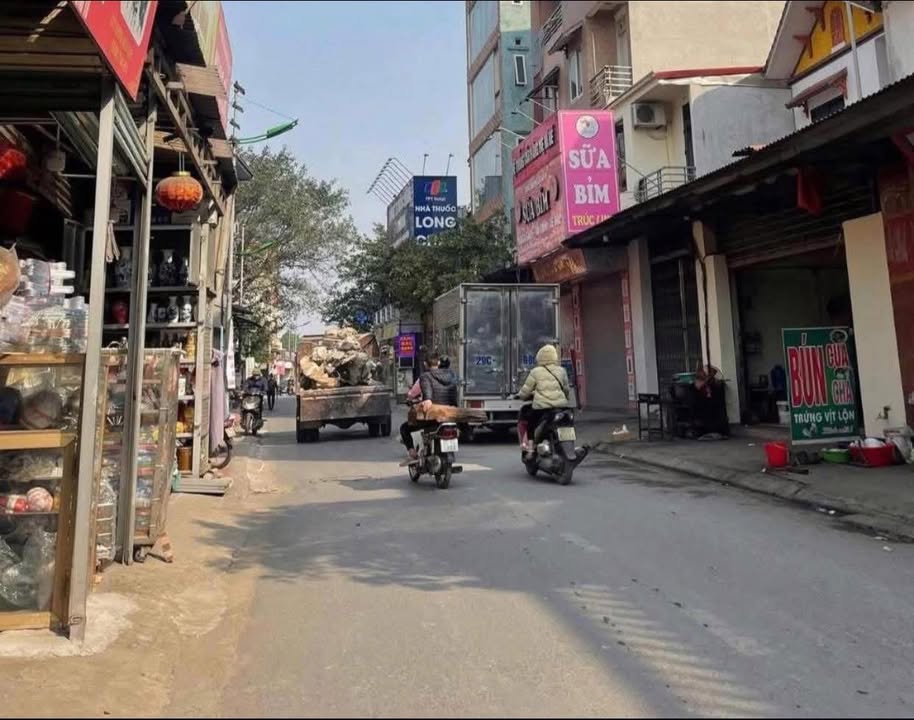 Nhà phố Hương Mạc, Từ Sơn 98.8m² giá 2.15 tỷ - Sẵn nhà ở ngay!