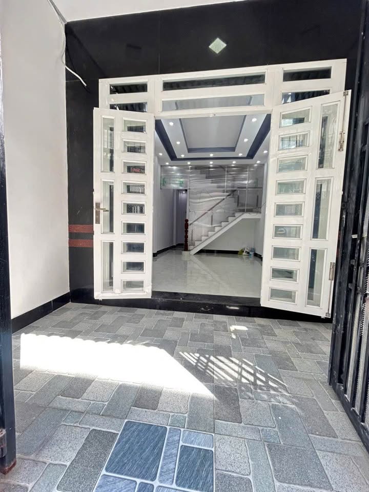 Nhà cho thuê hẻm 140 Lý Tự Trọng, Ninh Kiều, Cần Thơ 67m² giá 6 triệu/tháng - Nhà mới đẹp, đầy đủ tiện nghi!