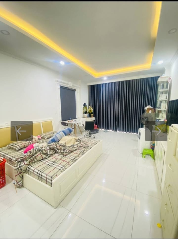 FrontHouse Nhật Tảo Quận 10 57m² giá 27 tỷ - Mặt tiền kinh doanh lý tưởng!