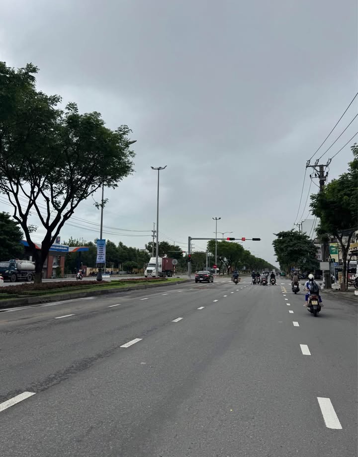 Mặt tiền kinh doanh Lê Văn Hiến Đà Nẵng 70.6m² giá 5.x tỷ - Đầu tư sinh lời ngay!