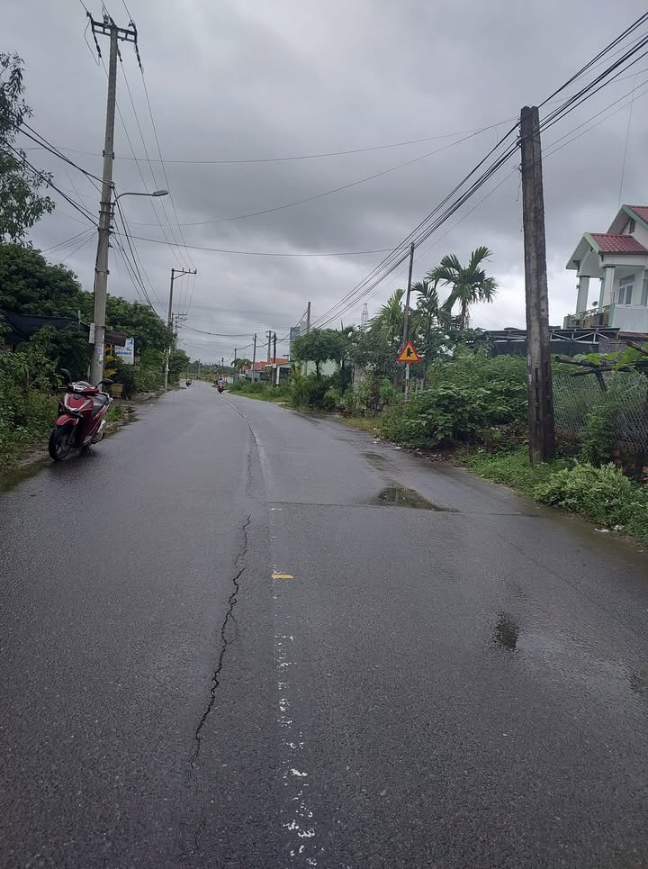 Bán lô đất Hòa Tiến Đà Nẵng 216.7m² giá 2.59 tỷ - Kinh doanh sinh lời ngay!