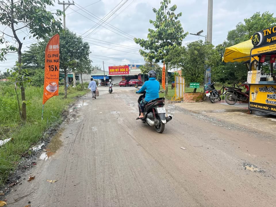 Đất nền Đức Hòa Thượng Long An 110m² giá 850 triệu - Mặt tiền đường nhựa sắp hoàn thiện!