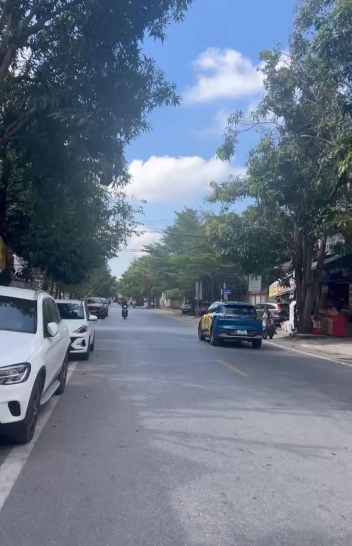 Nhà 4 tầng mặt đường Hermann, TP Vinh 95m² giá 10 tỷ - Cơ hội đầu tư sinh lời!