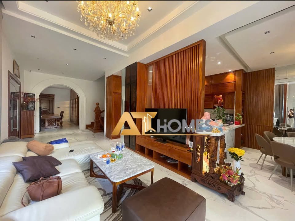 Biệt thự đẳng cấp tại Rạch Giá 300m² giá 13 tỷ - Thiết kế sang trọng, vào ở ngay!