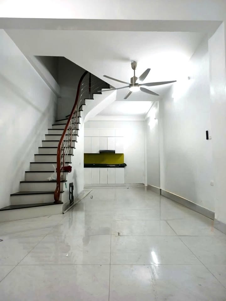 Nhà cho thuê đường Lương Khánh Thiện, 40m² giá 11.5 triệu - Sẵn sàng vào ở!