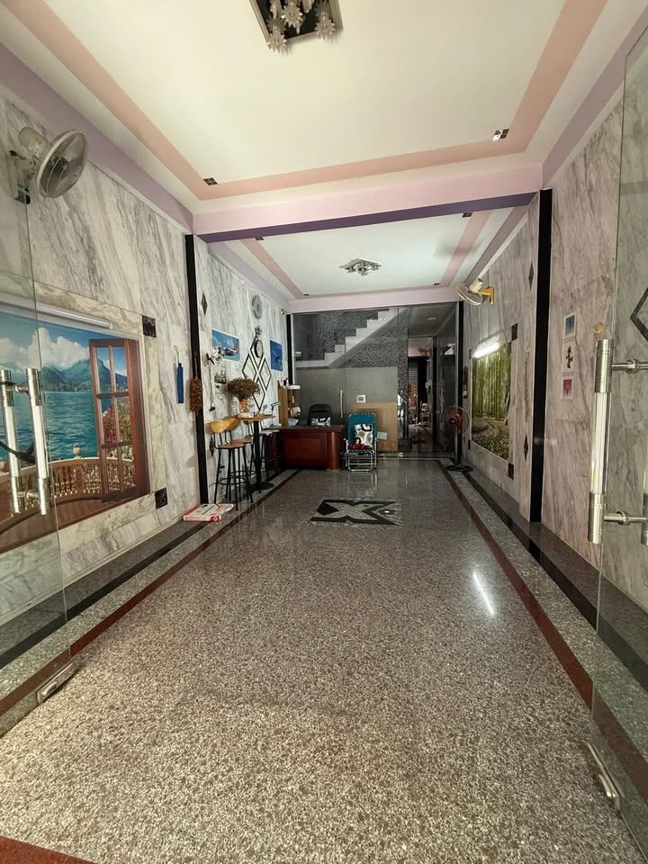 Nhà Mặt Tiền Hoàng Kim Giao, Quận 8 - 104m² giá 15 tỷ - Đầu tư sinh lời ngay!