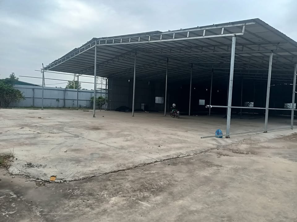 Cho thuê kho, nhà xưởng 300m² tại Ngũ Hiệp, Thanh Trì - Giá chỉ 21 triệu/tháng!