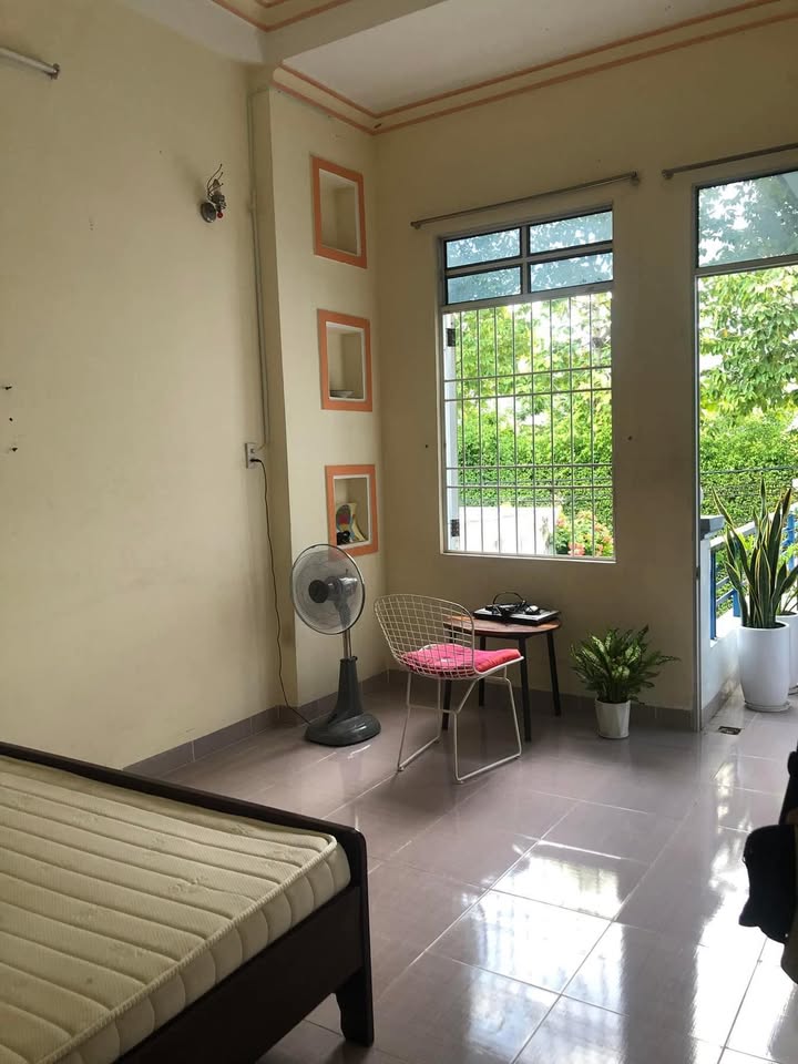 Phòng cho thuê nữ tại Dã Tượng, Nha Trang - View đẹp, giá chỉ 2 triệu