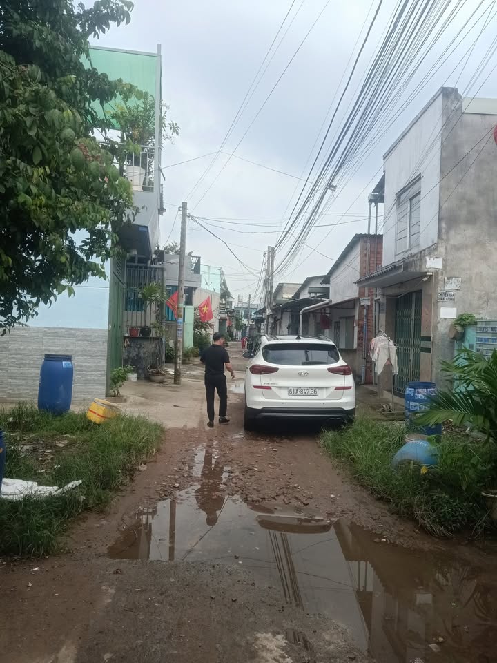 Đất nền 166m² Huỳnh Tấn Phát, Dĩ An, Bình Dương - Giá chỉ 3.85 tỷ, thương lượng ngay!