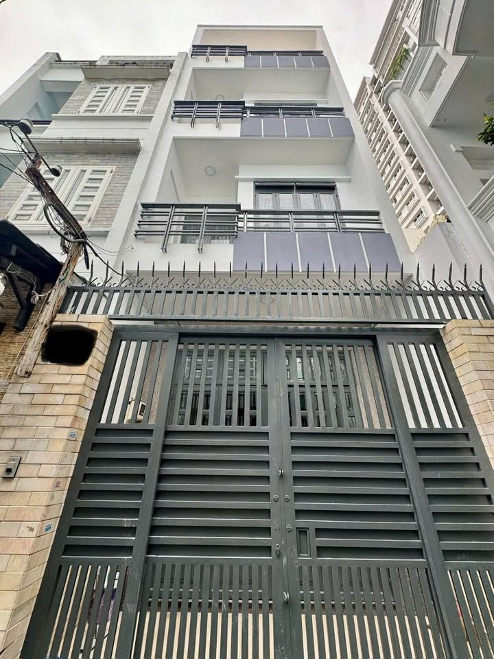 Nhà nguyên căn 4 phòng ngủ Tân Bình 56m² giá 15 triệu - Phù hợp cho gia đình lớn!