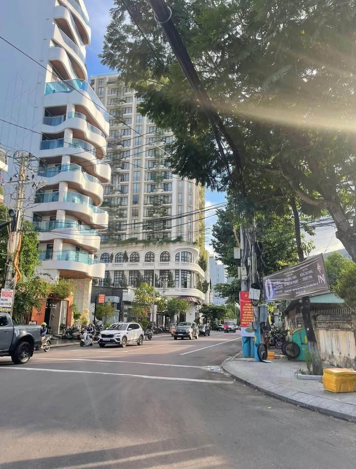 Nhà mặt tiền đường Nguyễn Thị Định, Quy Nhơn 70m² giá 11.5 tỷ - Khu VIP kinh doanh